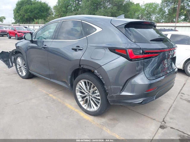 Lexus NX Premium