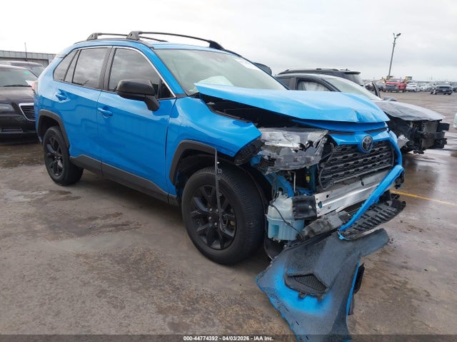 Salvage Toyota RAV4 Image