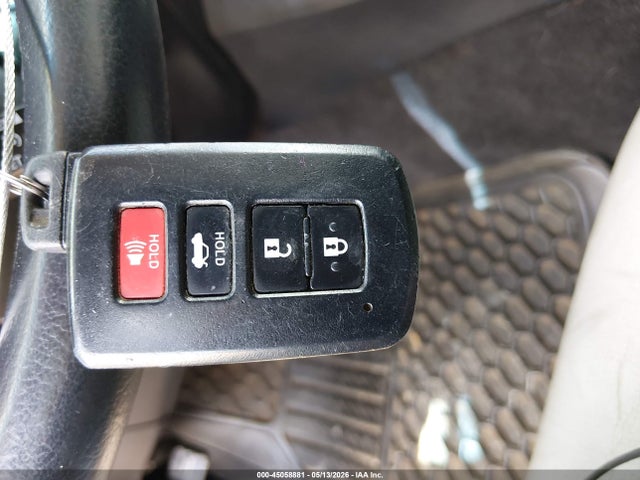 Toyota Avalon Hybrid Xle Premium