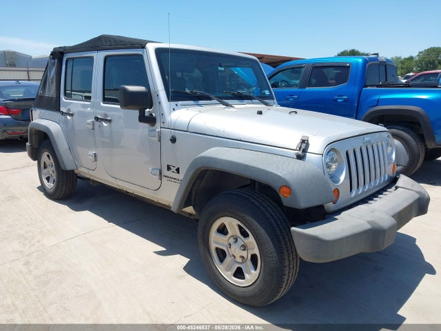 Salvage Jeep Wrangler Image