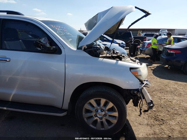Toyota Sequoia Platinum 5.7l V8