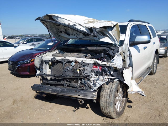 Toyota Sequoia Platinum 5.7l V8