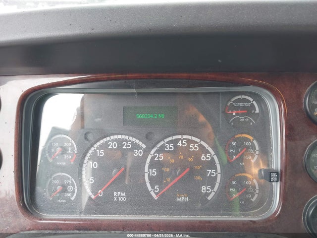 Freightliner 108sd