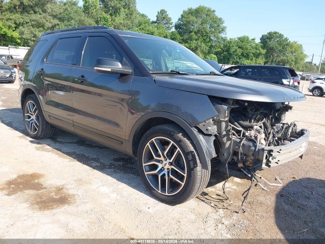Salvage Ford Explorer Image