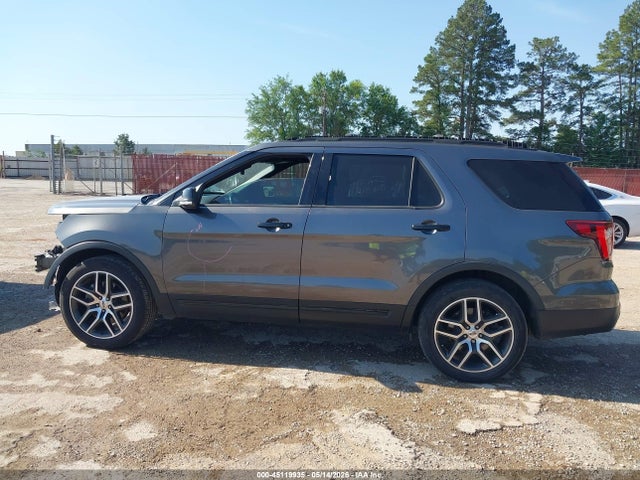 Ford Explorer Sport