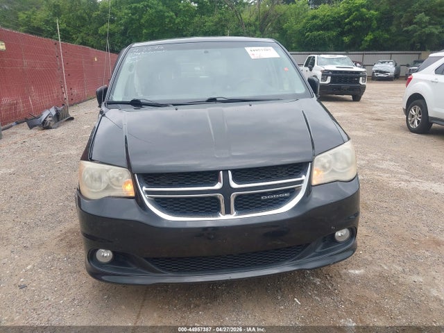 Dodge Grand Caravan Crew