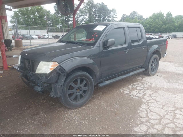 Nissan Frontier Sv