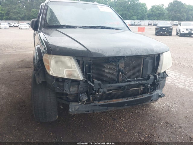 Nissan Frontier Sv