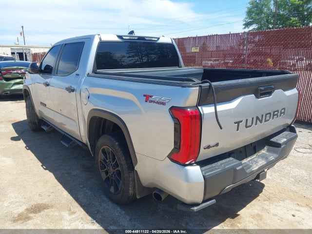 Toyota Tundra Sr5