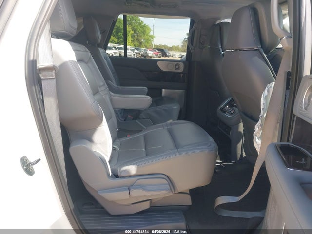 Lincoln Navigator Reserve L