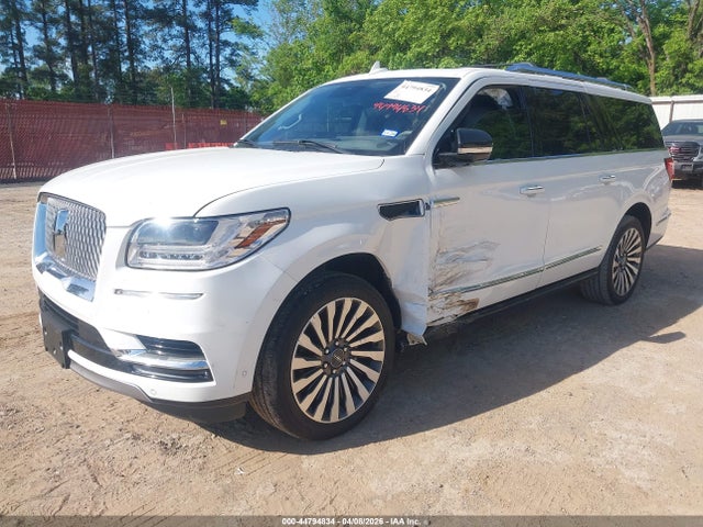 Lincoln Navigator Reserve L