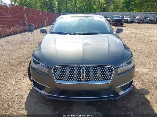 Lincoln MKZ Reserve