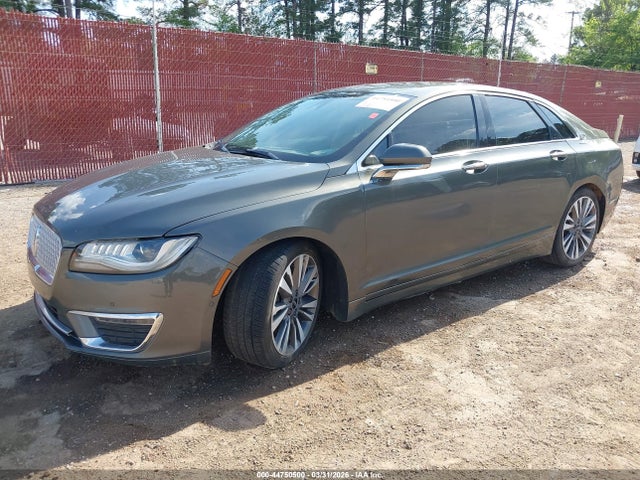 Lincoln MKZ Reserve