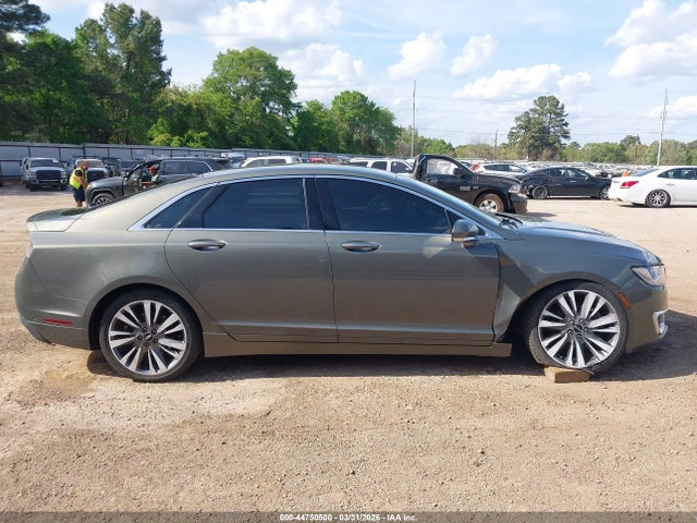 Lincoln MKZ Reserve