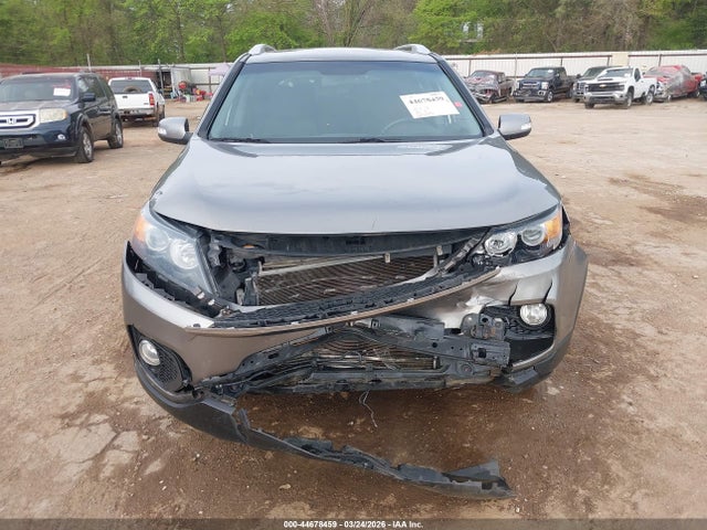 Kia Sorento Lx V6