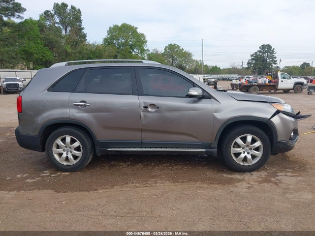 Kia Sorento Lx V6