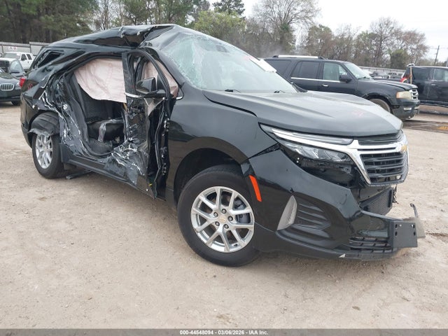 Salvage Chevrolet Equinox Image