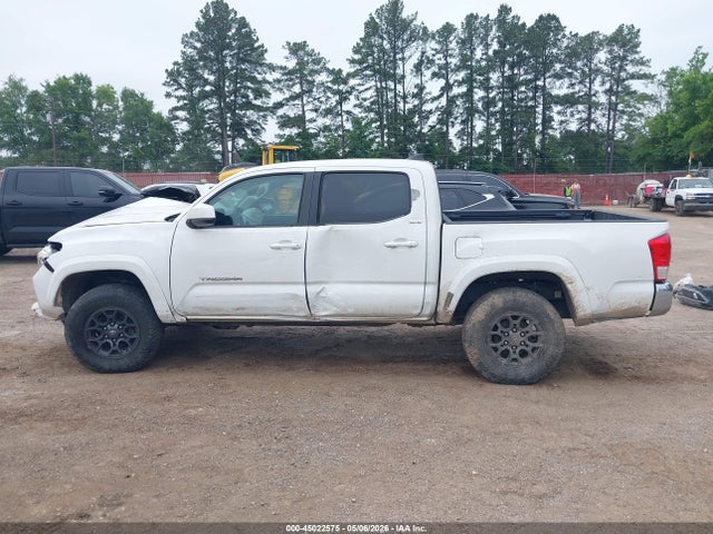 Toyota Tacoma Sr5 V6