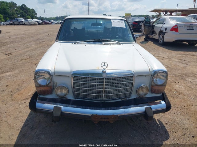 Mercedes-Benz 300