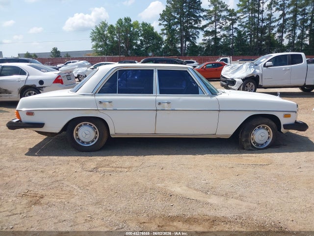Mercedes-Benz 300