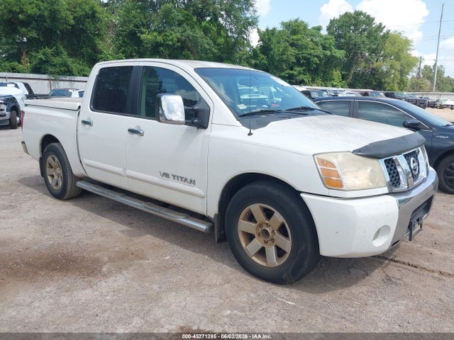 Salvage Nissan Titan Image