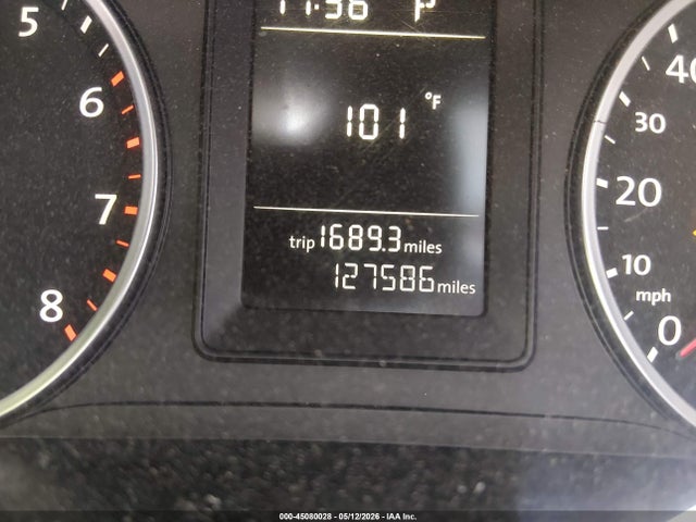 Volkswagen Tiguan S