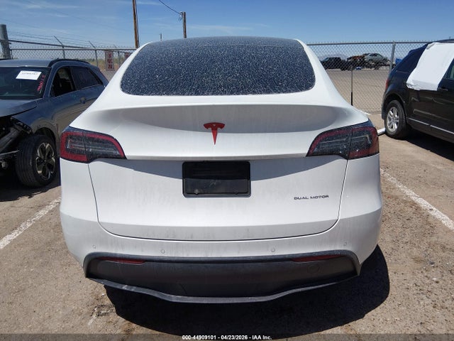 Tesla Model Y Long Range Dual Motor All-wheel Drive