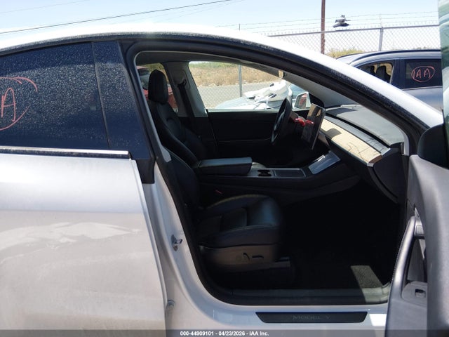 Tesla Model Y Long Range Dual Motor All-wheel Drive