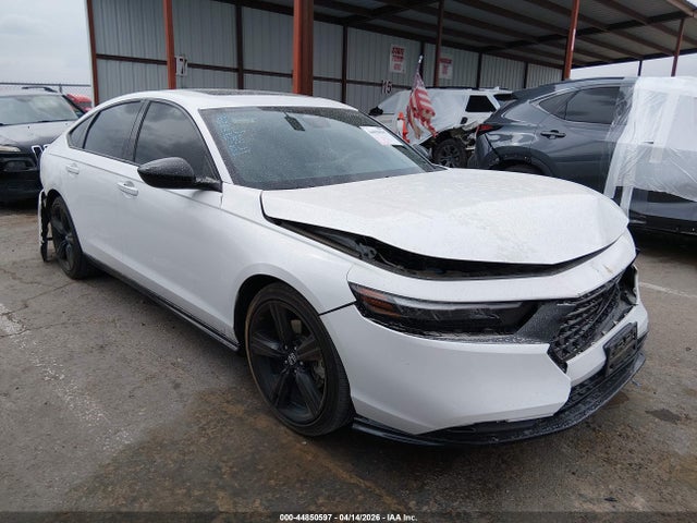 Salvage Honda Accord Image