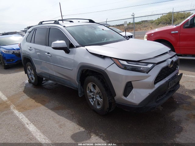 Salvage Toyota RAV4 Image