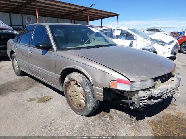 Salvage Oldsmobile Cutlass Supreme Image