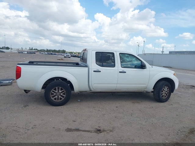 Nissan Frontier Sv