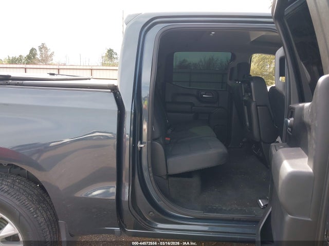 Chevrolet Silverado 1500 2wd  Short Bed Custom