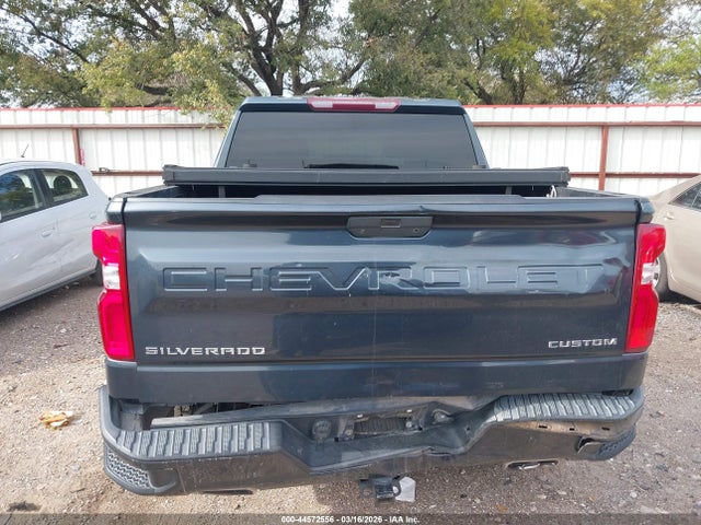Chevrolet Silverado 1500 2wd  Short Bed Custom
