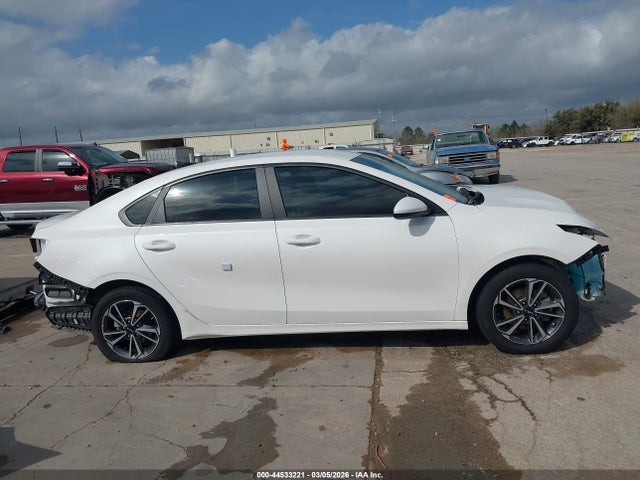 Kia Forte Lxs