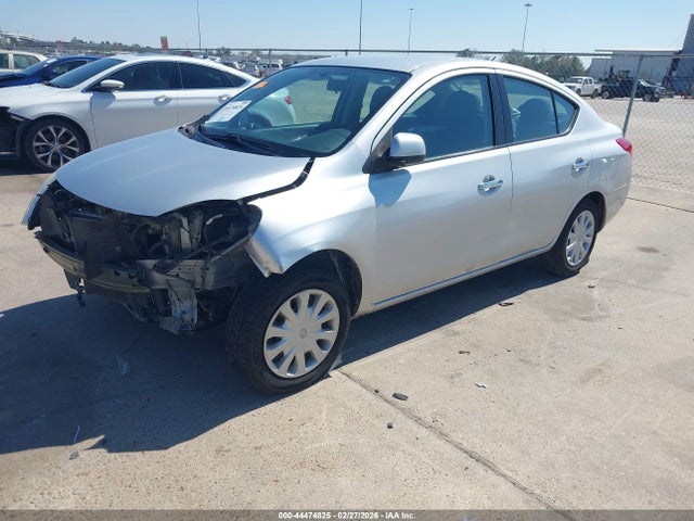Nissan Versa 1.6 Sv