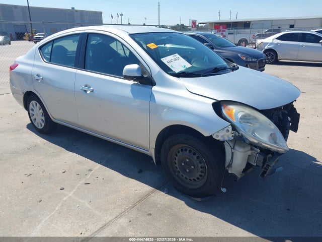 Salvage Nissan Versa Image