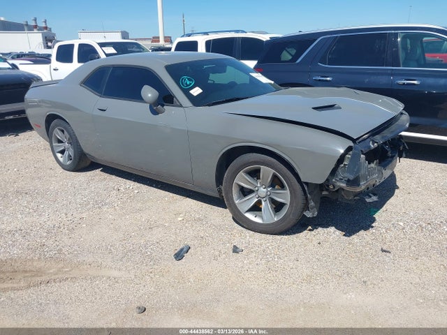Salvage Dodge Challenger Image