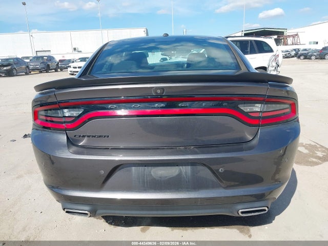 Dodge Charger Sxt Rwd