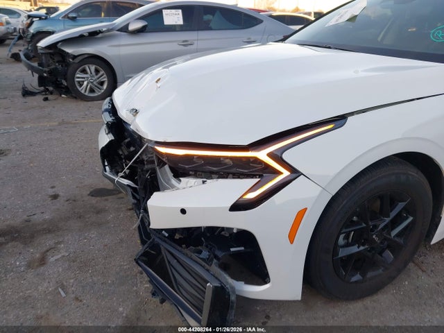 Kia K5 Lxs Fwd