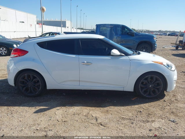 Hyundai VELOSTER Re:flex