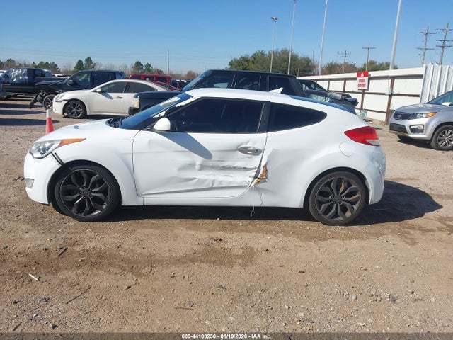 Hyundai VELOSTER Re:flex