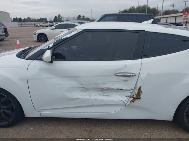 Hyundai VELOSTER Re:flex