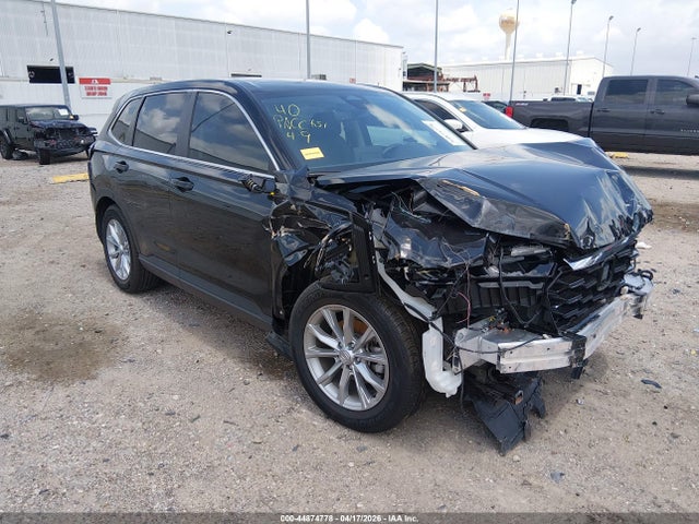 Salvage Honda CR-V Image