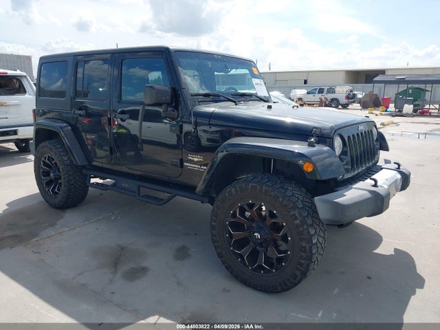 Salvage Jeep Wrangler Image
