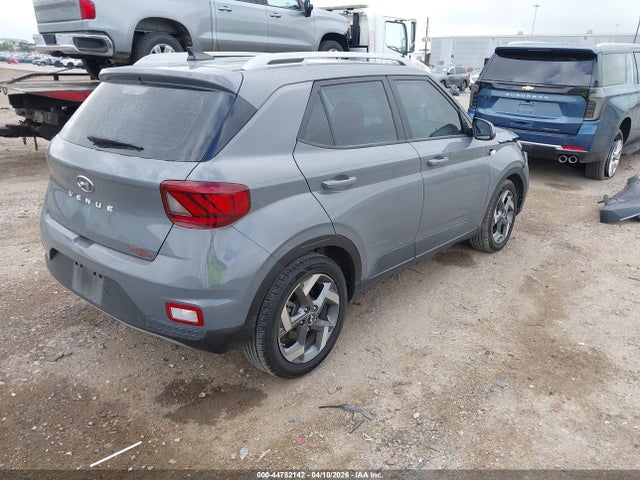 Hyundai VENUE Sel