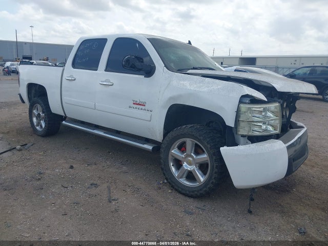 Salvage Chevrolet Silverado 1500 Image
