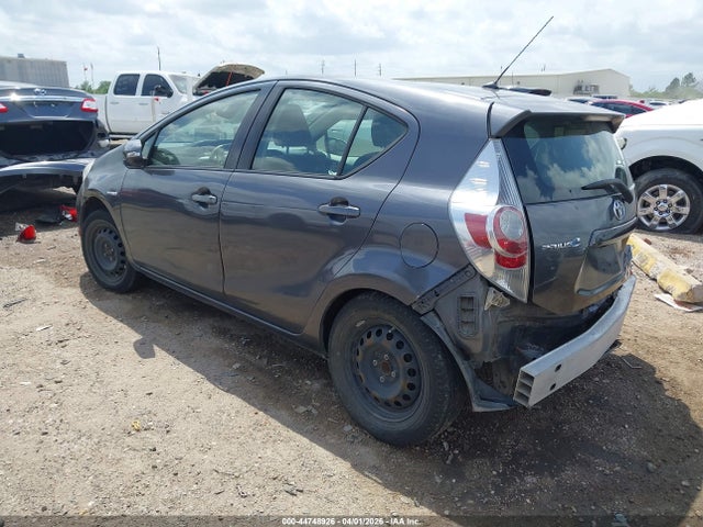 Toyota Prius c Two