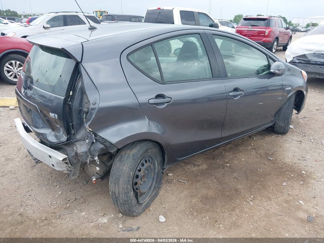 Toyota Prius c Two