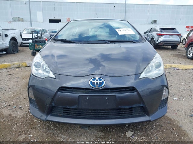 Toyota Prius c Two